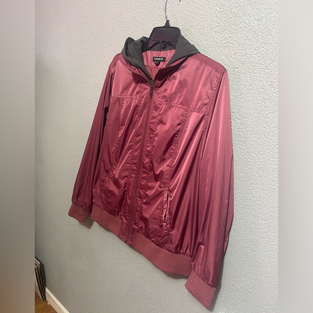 Torrid burgundy double zip jacket with hood size 2 (18) - Picture 2 of 7